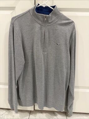 Vineyard Vines Gray Quarter-Zip Pullover with Navy Inner Collar